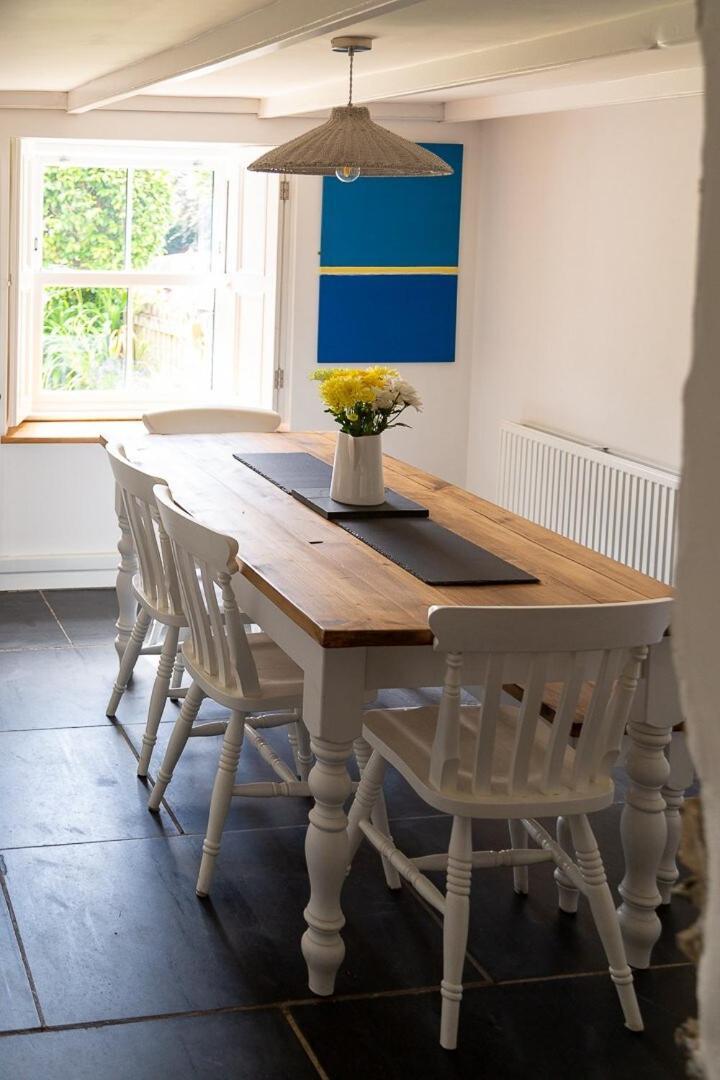 Charlestown Cottage, Woodburner, Gardens & Parking Exteriér fotografie