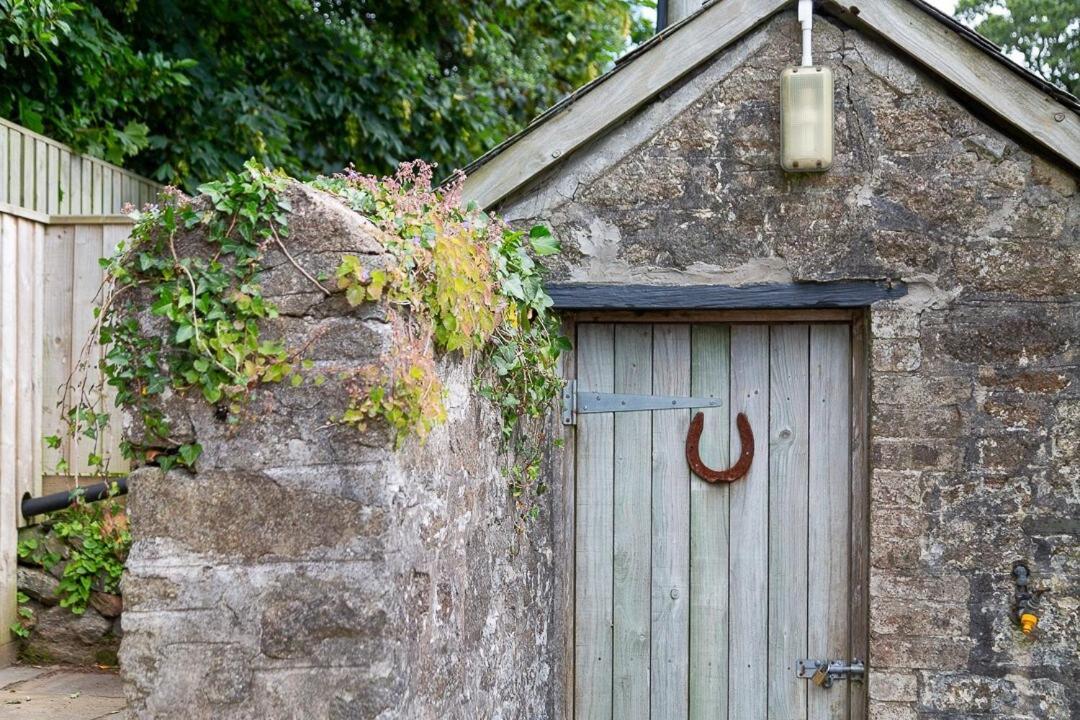Charlestown Cottage, Woodburner, Gardens & Parking Exteriér fotografie